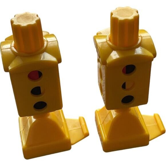 Mattel Fisher Price Geotrax Train Station Stop Lights Road Signs Bundle Of Two - Picture 5 of 6